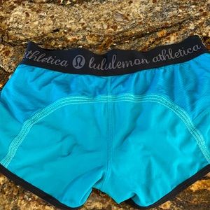 Lululemon Athletica    shorts